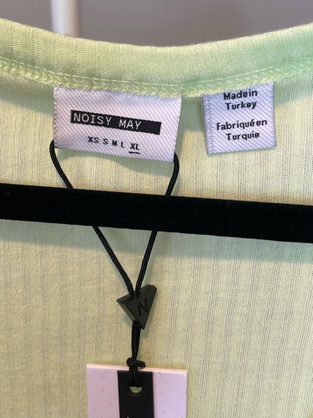 Noisy May Neon Green Ribbed Button-Front Top - XL - Picture 3 of 3